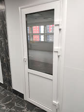 Настройка пластиковых дверей 100 грн.